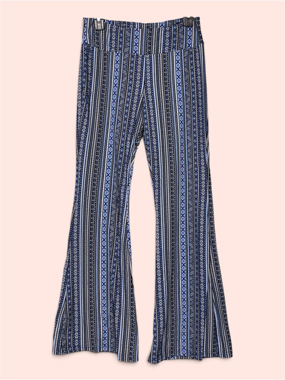 No Boundaries Flare Leggings w Blue Tribal Design, Size Large